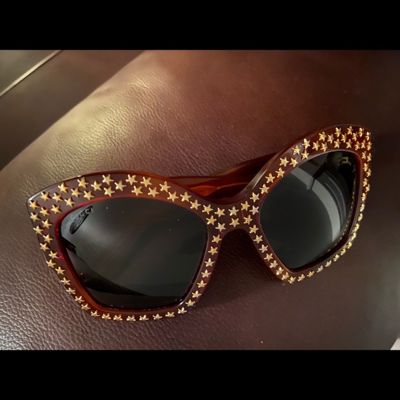 Gucci Accessories - Sunglasses